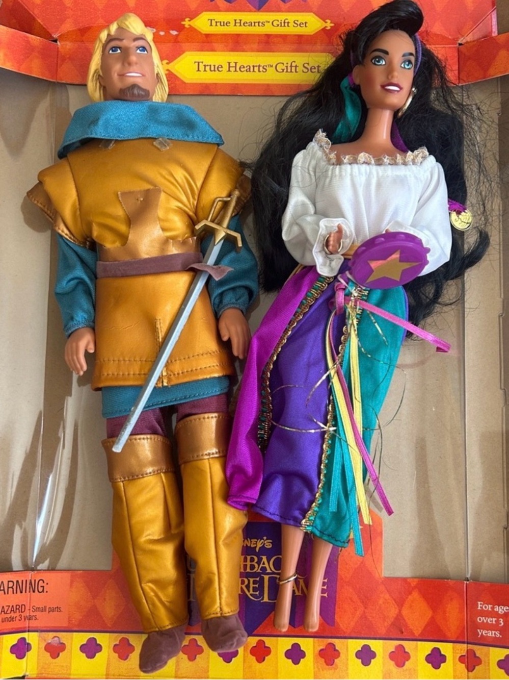1996 Mattel Disney Hunchback Notre Dame Esmeralda Phoebus Doll Set